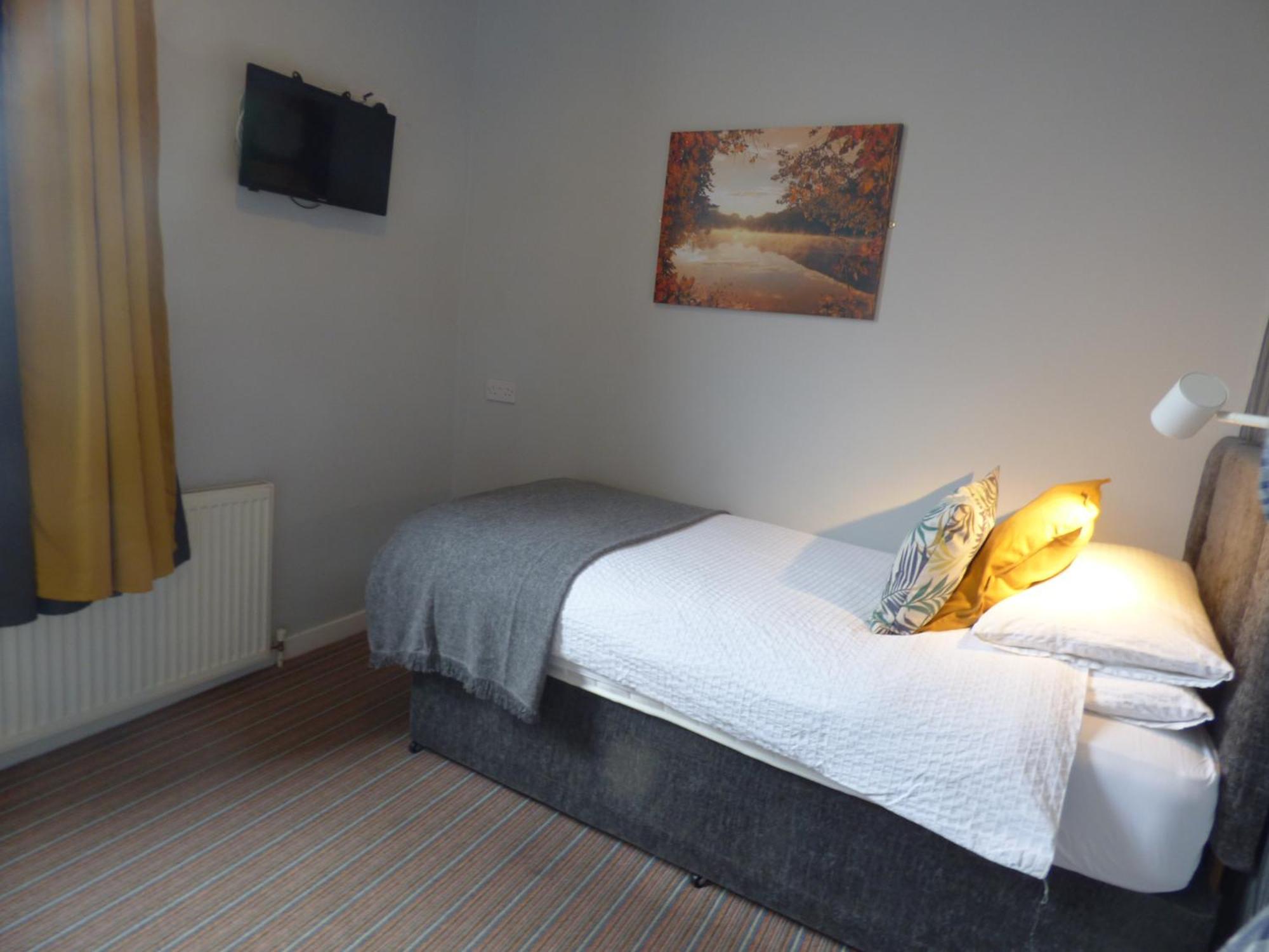 Wheldale Hotel Castleford Szoba fotó